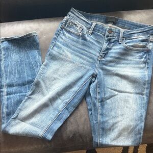 Buckle Women's Straight Leg Blue Jeans